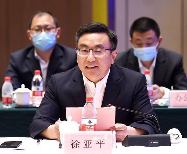 市市场监管局党委书记,局长徐亚平,涟水县县委书记时勇,县长洪然等